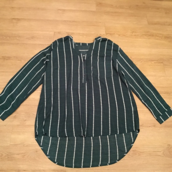 Women’s Plus Size Oversized Long Sleeve Blouse - Picture 4 of 6